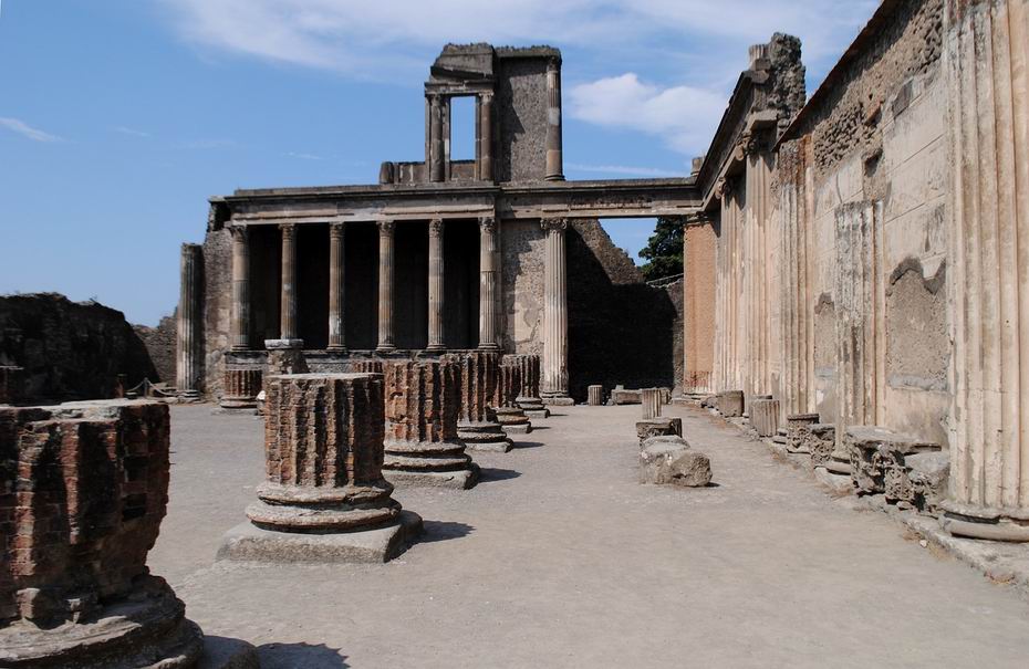 Pompeii - látnivalók Nápoly környékén